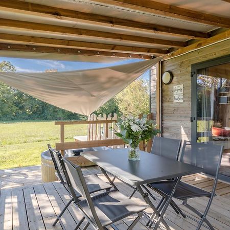 Tiny House Avec Spa, Proche De Bordeaux Et De Saint-Emilion Villa Castelviel Eksteriør billede