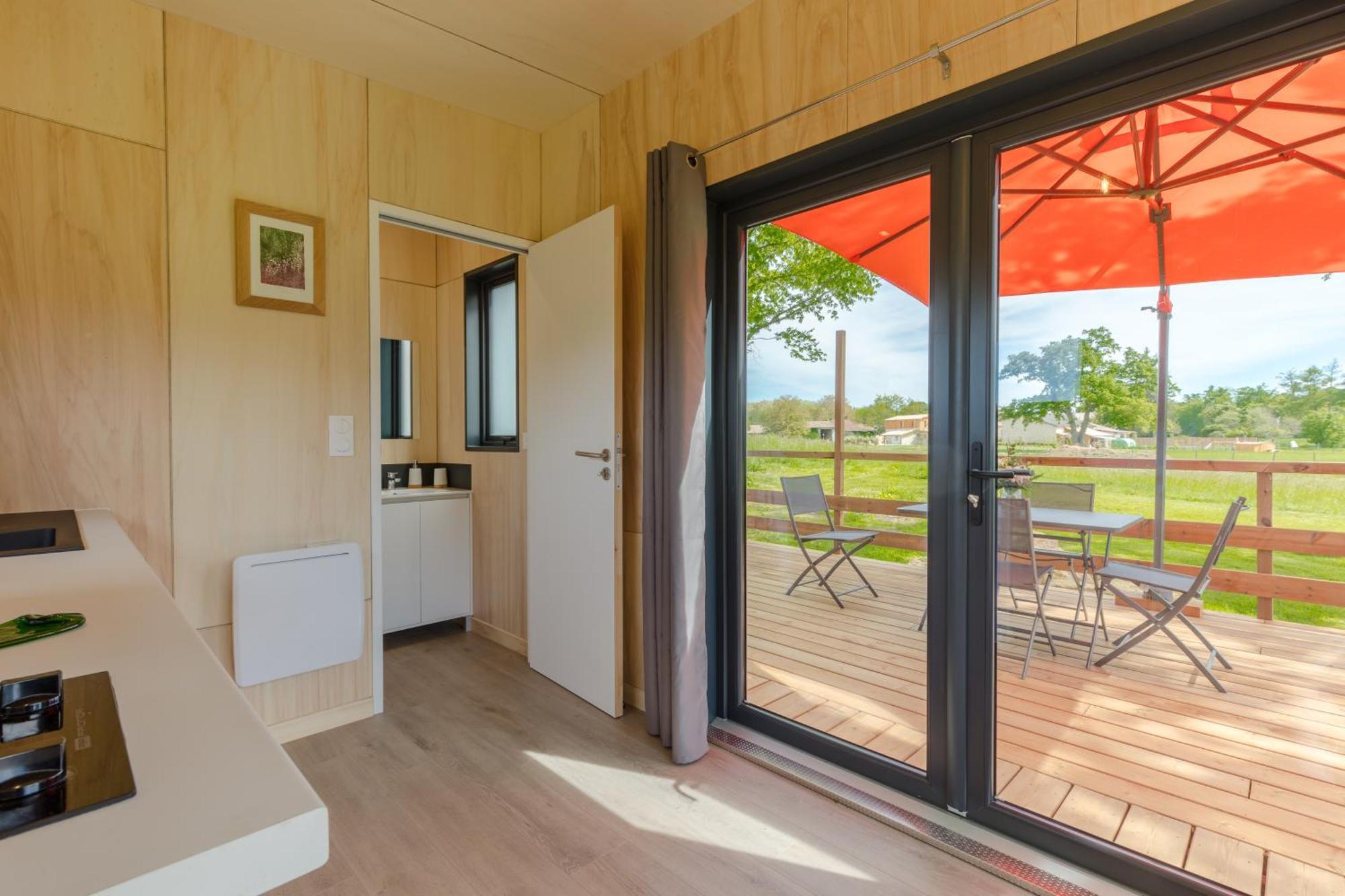 Tiny House Avec Spa, Proche De Bordeaux Et De Saint-Emilion Villa Castelviel Eksteriør billede